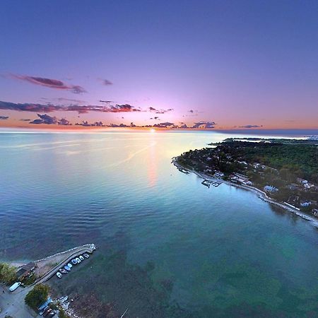 Hotel Zlatna Vala Umag Zewnętrze zdjęcie