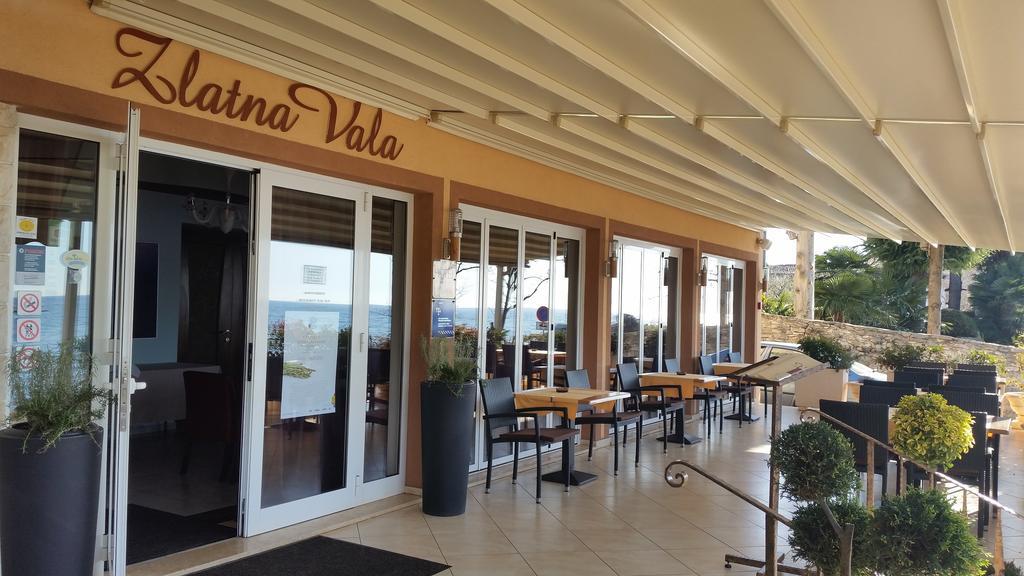 Hotel Zlatna Vala Umag Zewnętrze zdjęcie