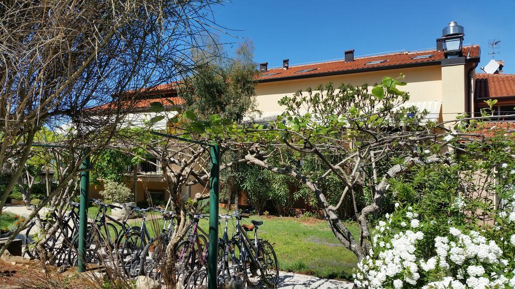 Hotel Zlatna Vala Umag Zewnętrze zdjęcie