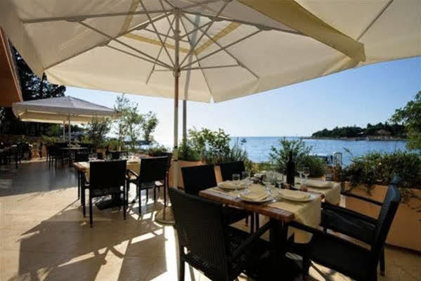 Hotel Zlatna Vala Umag Zewnętrze zdjęcie